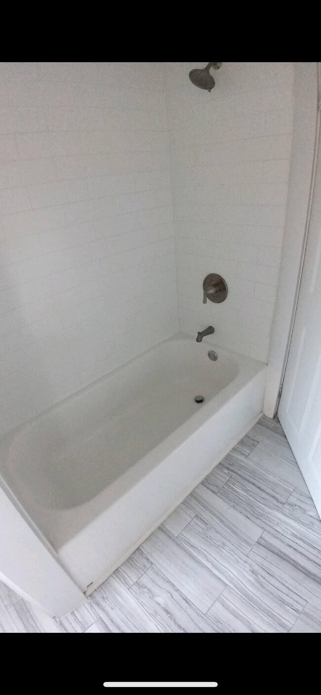 Photo - 424 E Girard Ave Unit 2nd F Rear