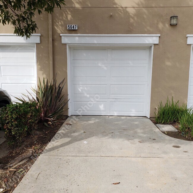 Photo - 5647 Dorsey St Townhome