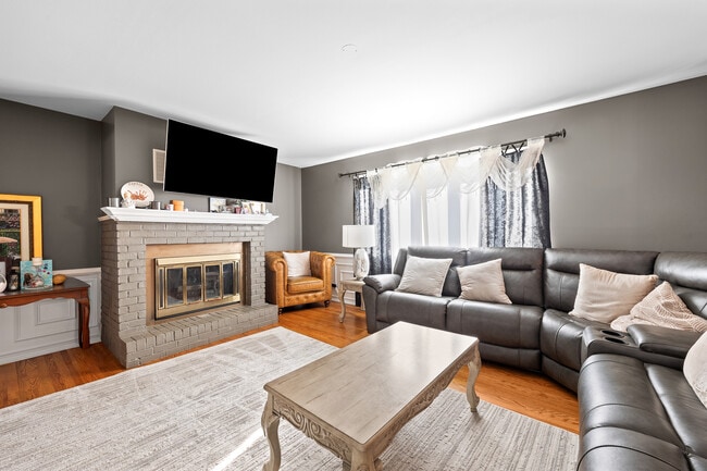 Photo - 12755 S Elizabeth Dr