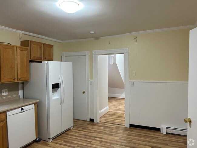 Building Photo - 215 Neponset Ave Unit 1 Rental