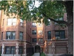 Building Photo - 8208 S Drexel Ave Chicago, IL 60619