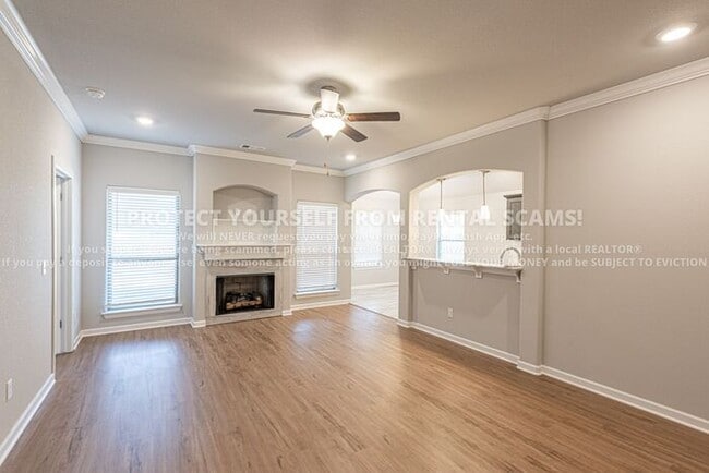 Photo - 4462 W Newton Ave