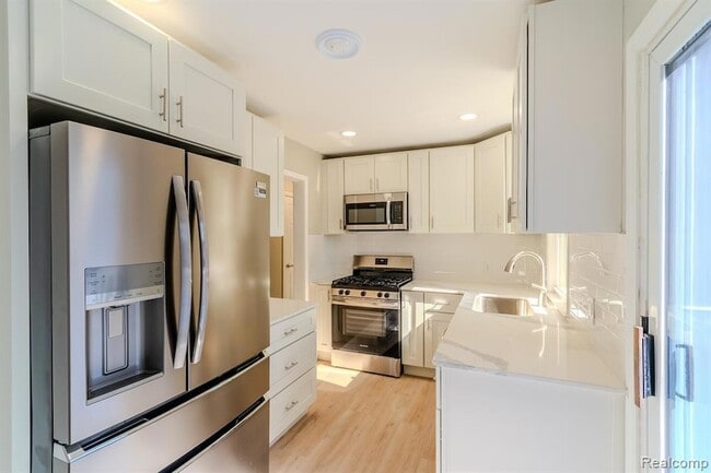 Photo - 1517 W Saratoga St