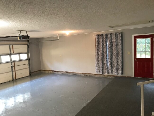 Photo - 151 Henry Sledd Rd Unit Apt A