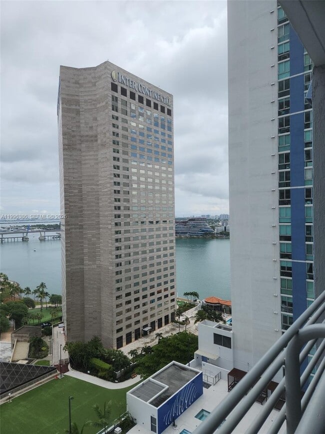Photo - 325 S Biscayne Blvd Unit 2220 6 MTH