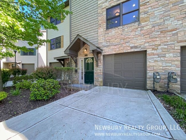 Building Photo - 135 Banksville Pl Rental