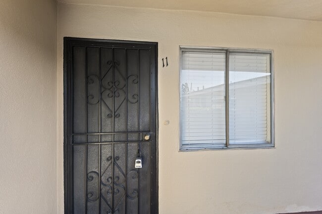 Photo - 940 W Gage Ave Apartamento Unidad 11