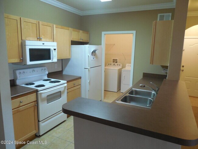 Photo - 6460 Borasco Dr Unit 2903