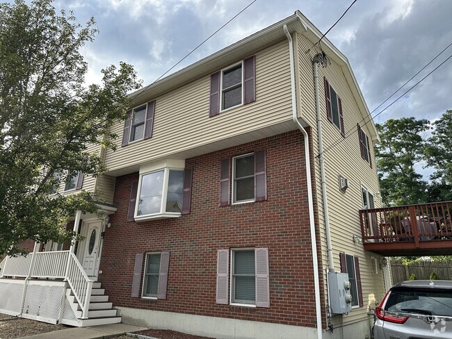 Building Photo - 209 Adams St Rental