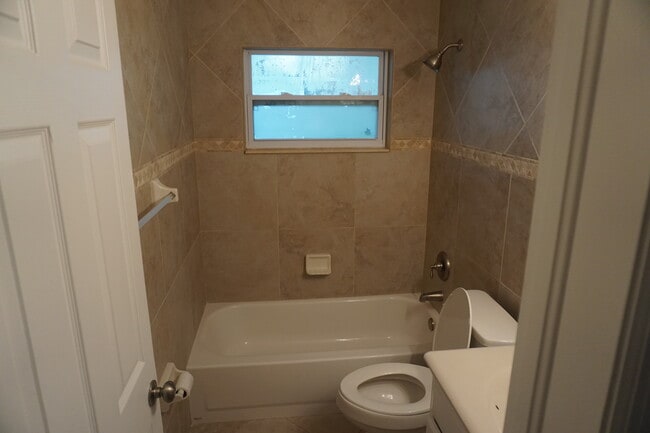 Photo - 2007 E Jefferson Street