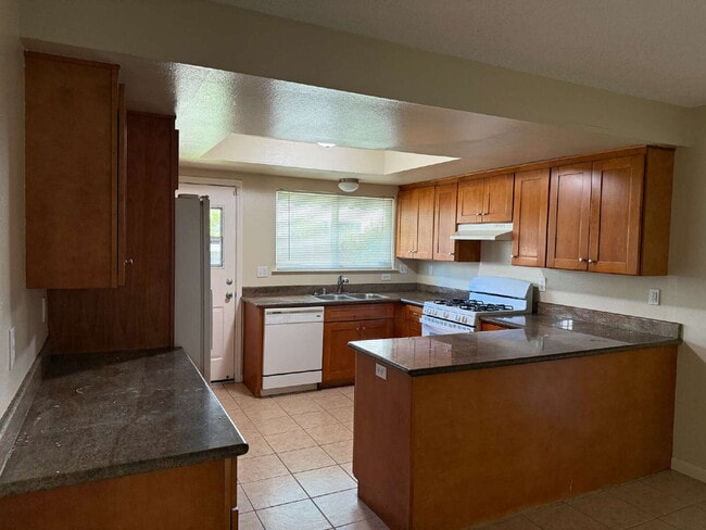 Photo - Large 3 bedroom apartment Unit 1