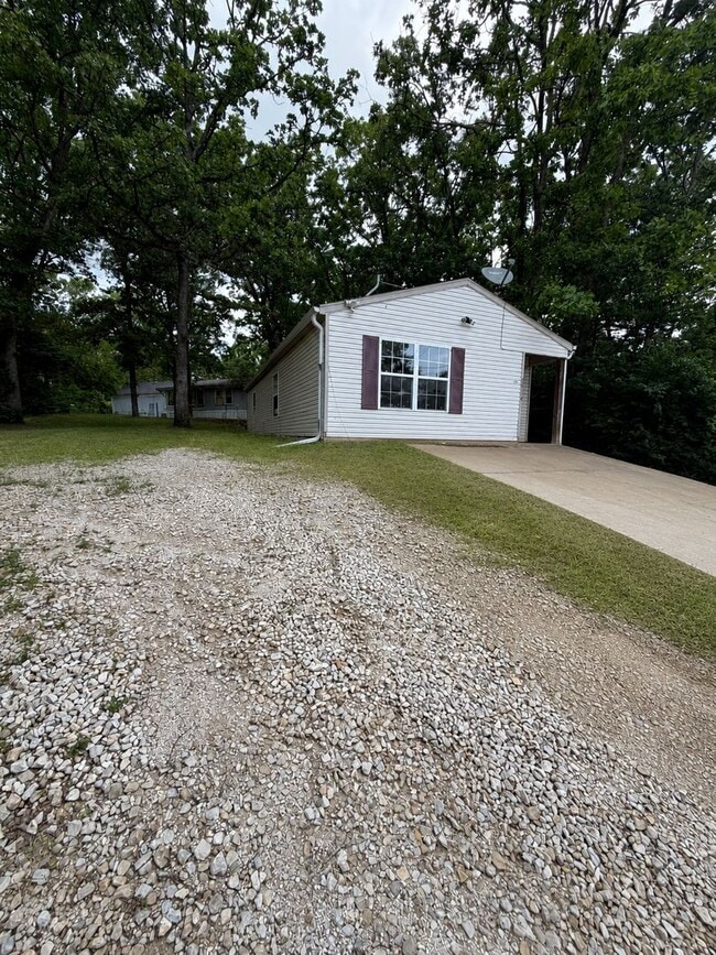 Photo - 4031 White Oak Rd