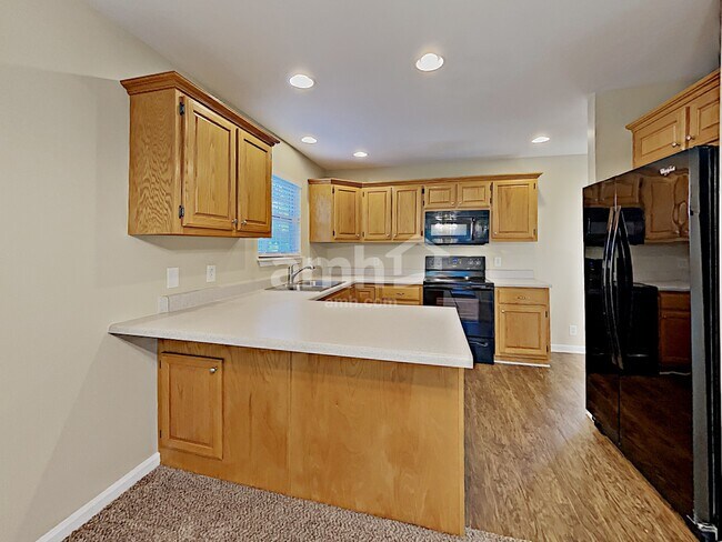 Photo - 540 Windy Rd