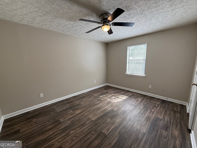 Photo - 267 Vincent Dr