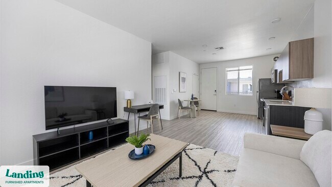 Photo - 2323 N 150th Dr Unidad D-3043.1405339