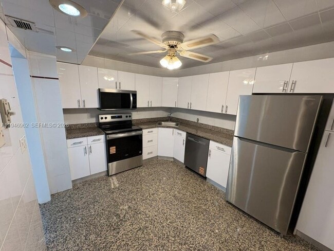 Photo - 2750 NE 183rd St Unit 2510