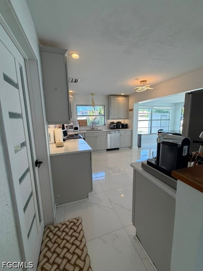 Photo - 2267 Aldridge Ave
