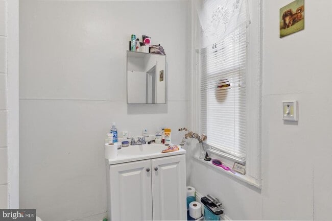 Photo - 131 W Susquehanna Ave Unidad 2F