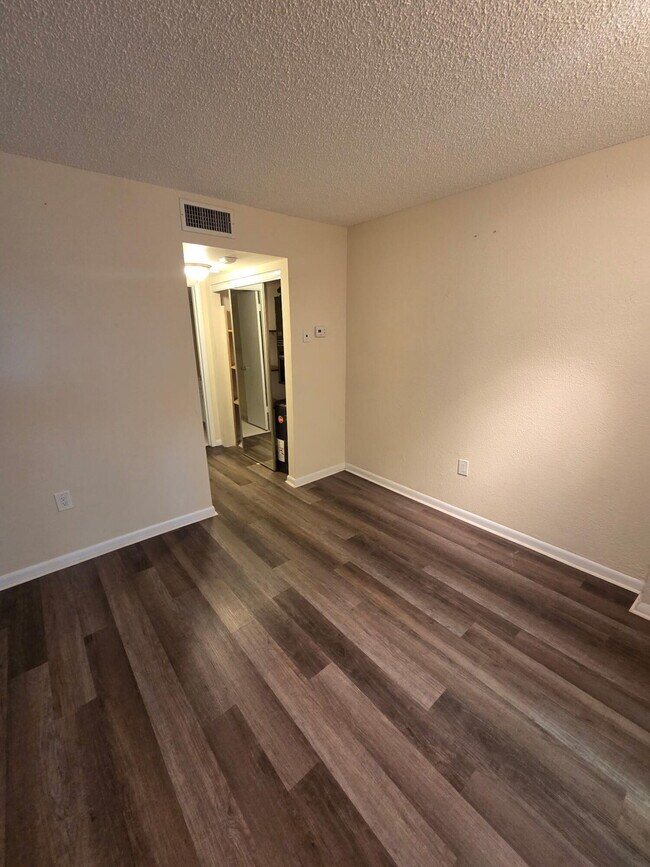 Photo - 2302 Sunrise Blvd Unit 105