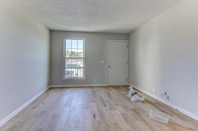 Photo - 2326 Brittany Dr