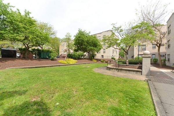 Clemens Place Apartments
