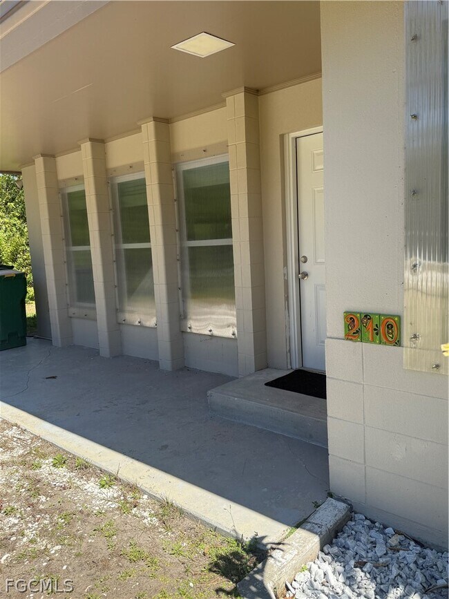 Photo - 206 Peace Island Dr