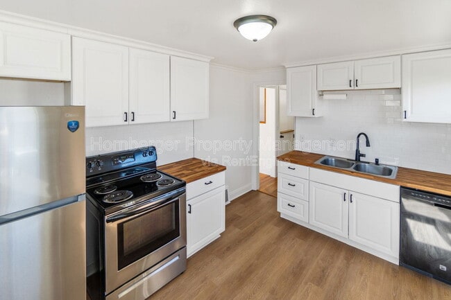Photo - 4614 N Whitehouse St