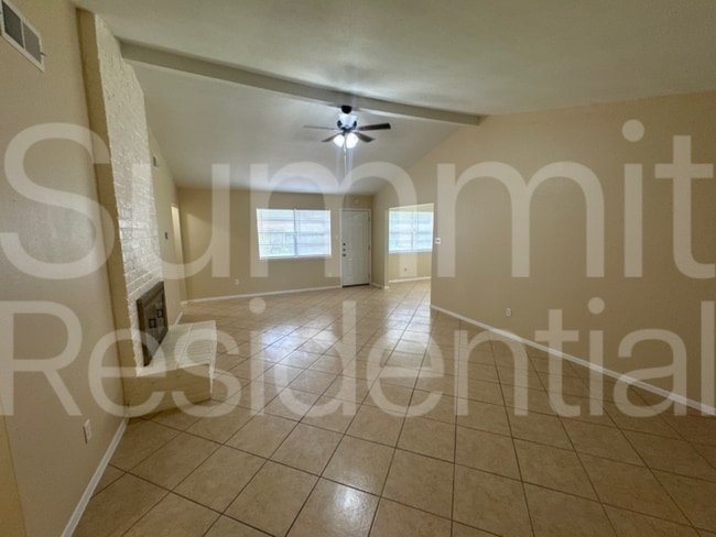 Photo - 7214 Foxbend Ln