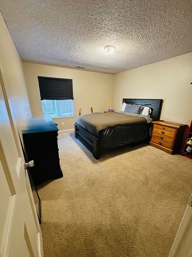 Photo - 290 N 500 W Unit 109