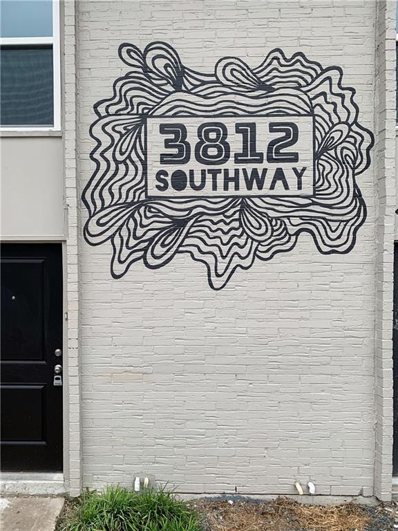 Photo - 3812 Southway Dr Unit 104