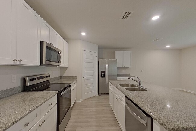 4702 Malay Cir