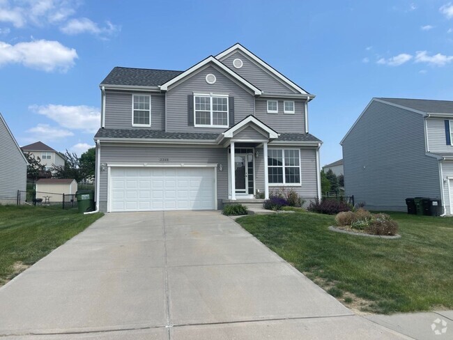 Building Photo - 4 Bedroom Home For Rent In Papillion!!