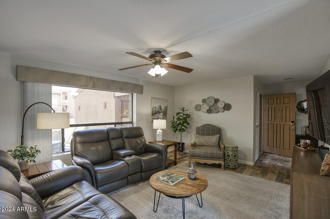Photo - 13263 N Vandalia Dr Unidad 81