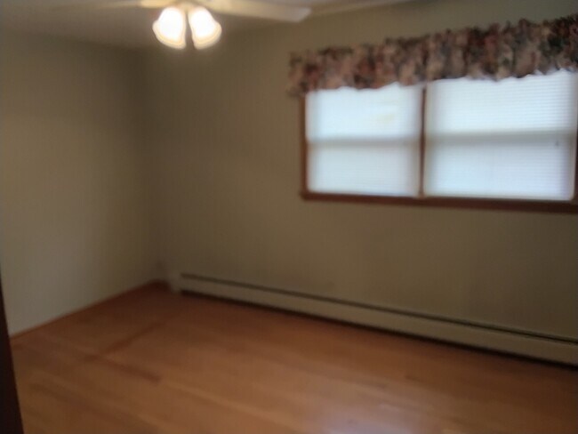 Photo - 2520 N Neva Ave Unidad 1