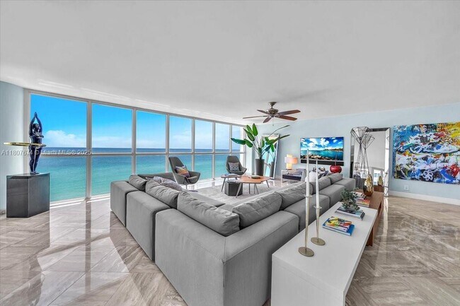 Building Photo - 16425 Collins Ave Unit 816 Rental