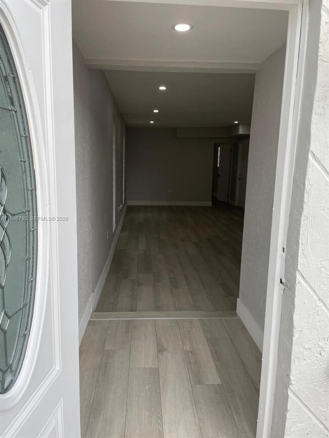 Photo - 6241 NW 12th St