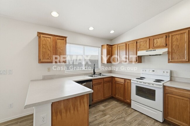 Photo - Bright, Open Floor Plan with Low-Maintenance Yard in Arizona City!