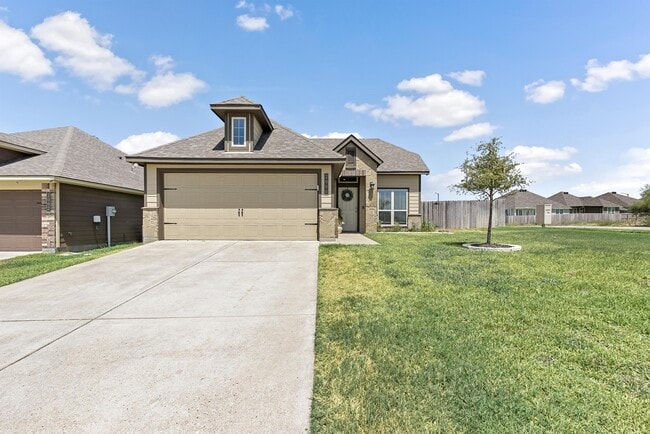 Building Photo - 2000 Bleeker Cv