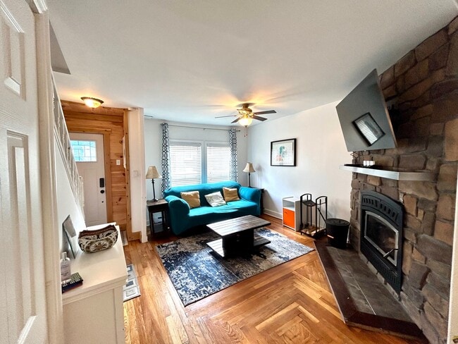 Photo - 20 Livingstone St