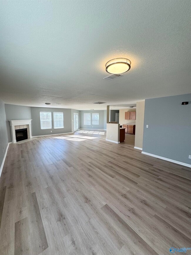 Photo - 207 Millbury Ct