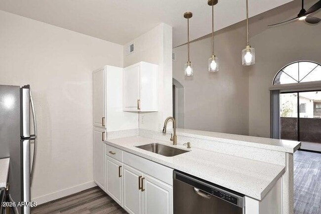 Photo - 9600 N 96th St Unidad 202