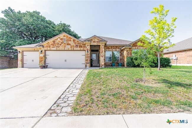 Building Photo - 705 Rowdy Dr Rental
