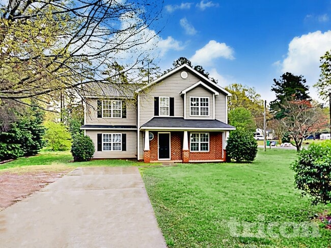 Photo - 1204 Thompson Ave