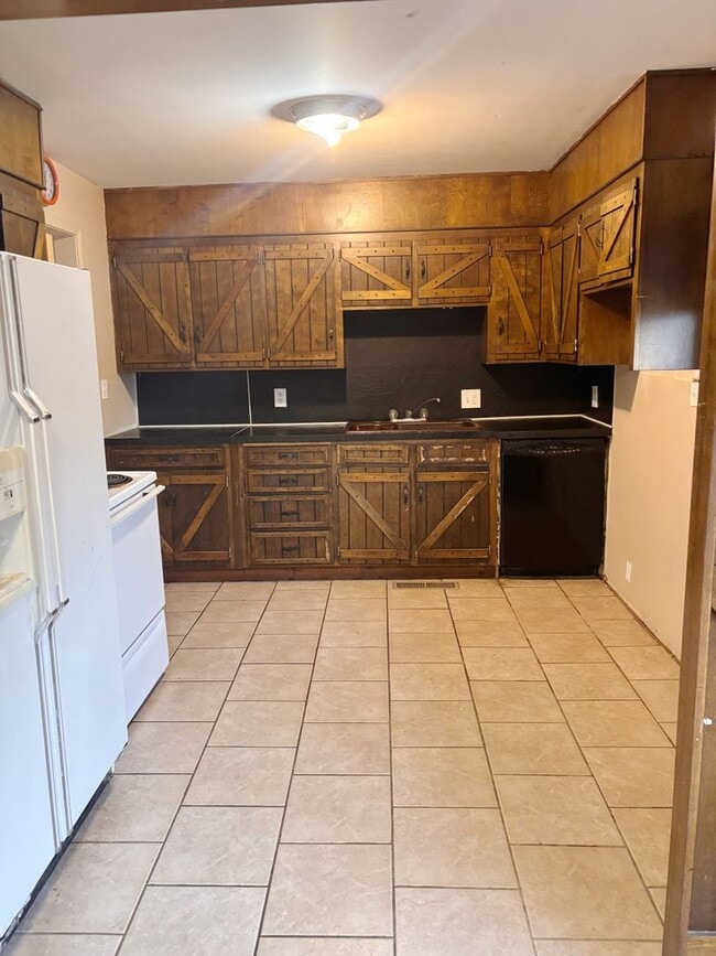 Photo - Cozy 3 Bed, 1 Bath Home in Idaho Falls!