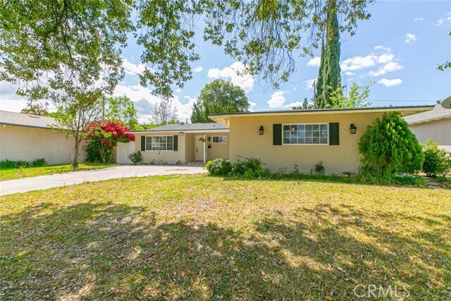 Photo - 22504 Hartland St Casa