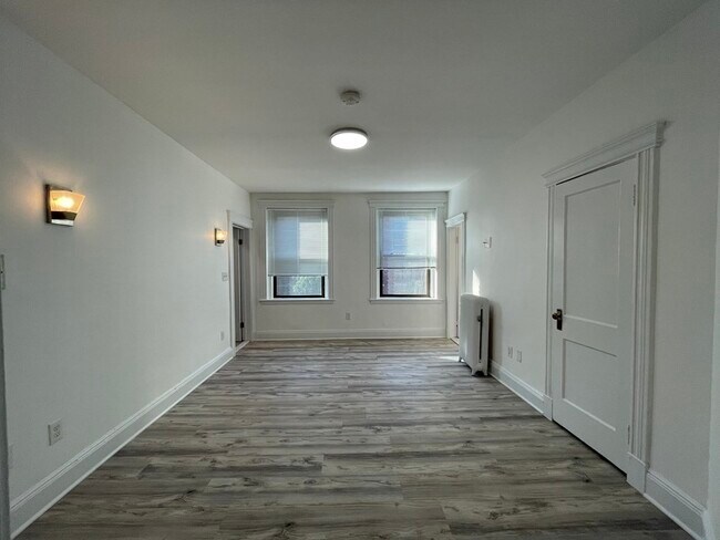 Photo - 90 Brainerd Rd Unit 14