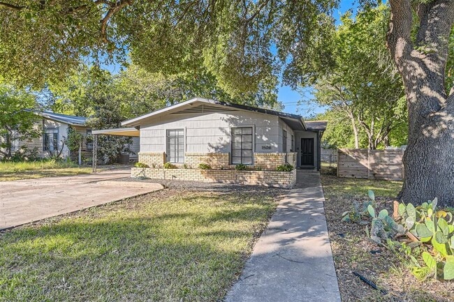 Photo - 1508 Ridgemont Dr
