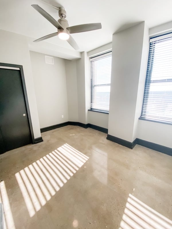 1BR, A-23