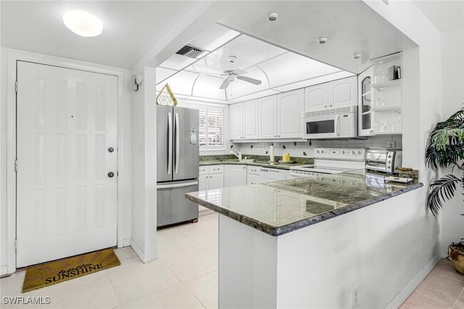 Photo - 49 High Point Cir S Unidad 105 Rental
