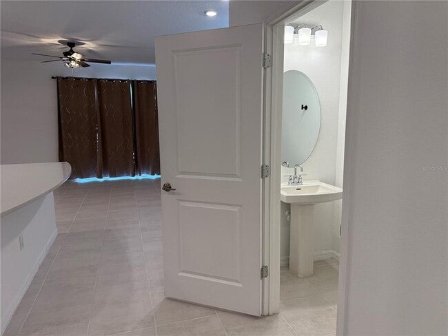 Photo - 11633 Glenside Ter